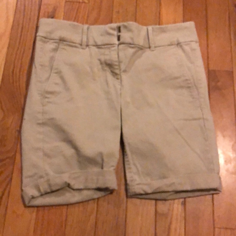 Loft outlet skinny Bermuda shorts0p